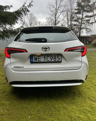 Toyota Corolla cena 60900 przebieg: 126000, rok produkcji 2020 z Lębork małe 277